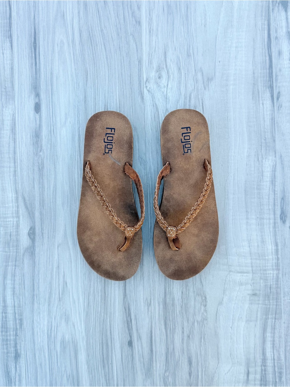 Flojos Women's Sky Sandal in tan
